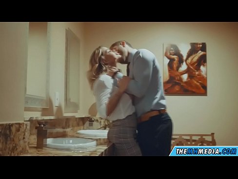❤️ Том биетэй шаргал үст таныг нийтийн бие засах газар уруу татах үед ☑ Шууд гэдсээр порно манайд mn.sitevox.top ☑